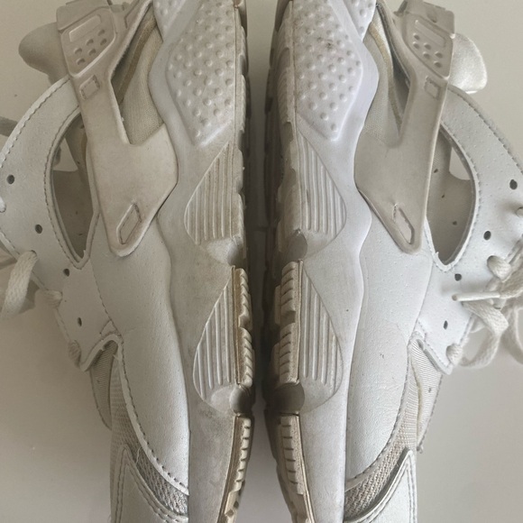 Kids White Nike huarache 2Y - Picture 5 of 7